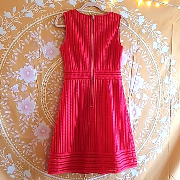 J CREW Pinky Red Striped Poppy Red Eyelet dress, V neckline Size 2 New With Tags - Picture 3 of 5